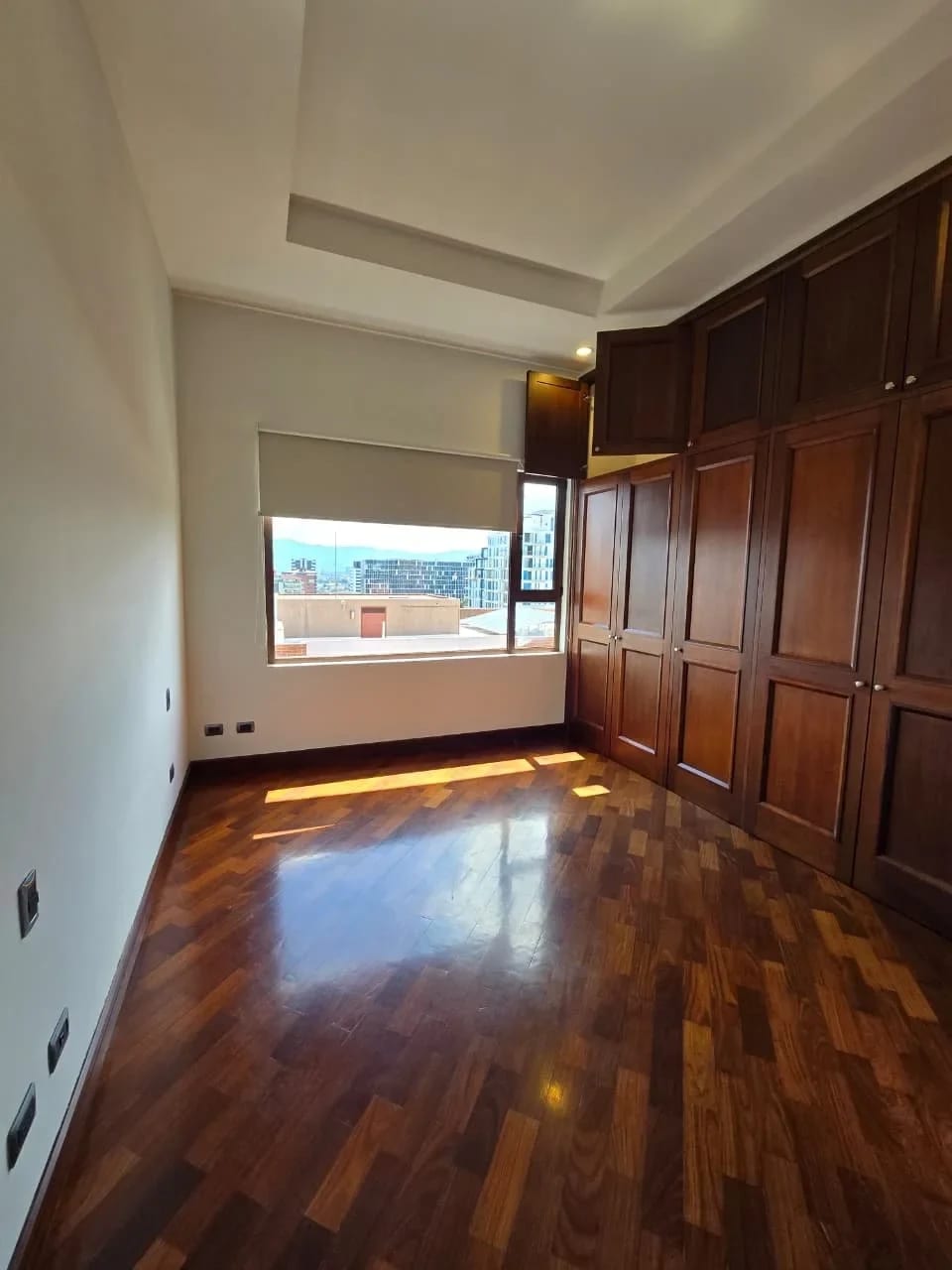 Se Alquila/Vende Apto. PH en Edificio Zona 10. (copia) — Apartamento en Alquiler en Zona 10, Guatemala, Ciudad — foto 13 de 17