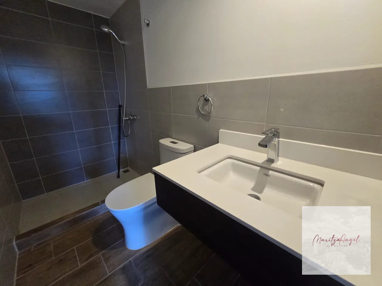 ALQUILER DE APARTAMENTO EN CONDADO EL NARANJO, ALEGRIA — Apartamento en Alquiler en Condado Naranjo, Zona 4 Mixco, Guatemala, Ciudad — foto 8 de 12