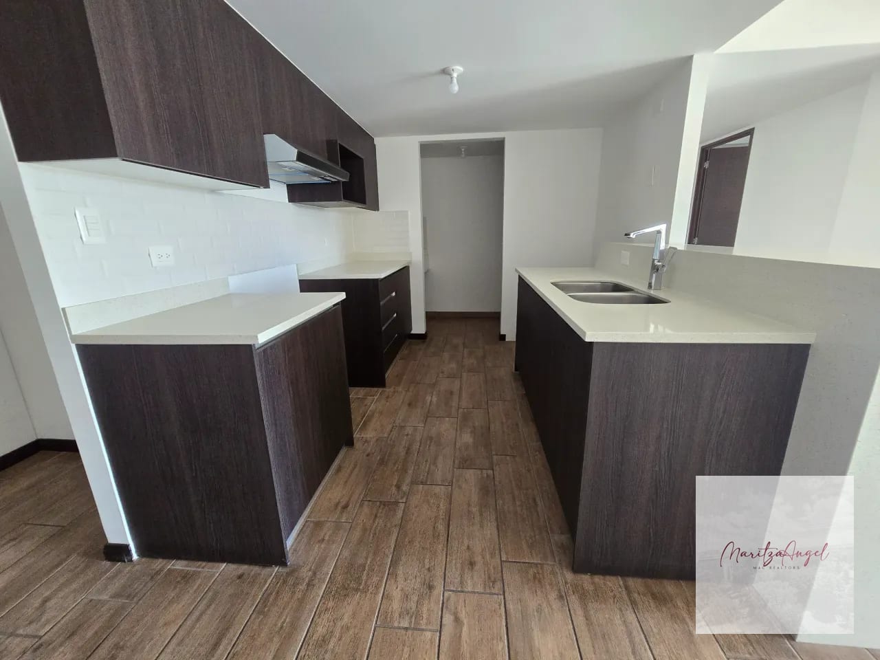 ALQUILER DE APARTAMENTO EN CONDADO EL NARANJO, ALEGRIA — Apartamento en Alquiler en Condado Naranjo, Zona 4 Mixco, Guatemala, Ciudad — foto 9 de 12