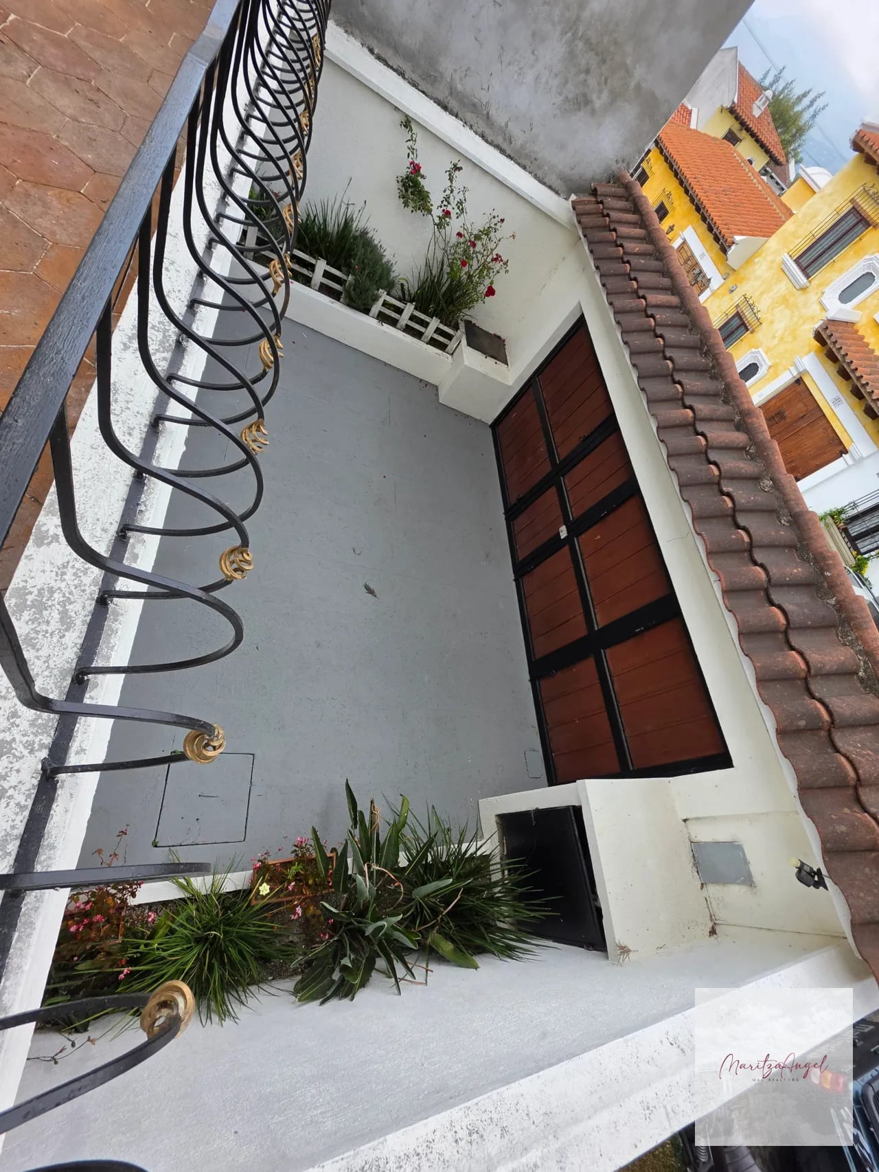 CASA EN VENTA EN LA ANTIGUA — Casa en Venta en Antigua, Sacatepéquez — foto 3 de 14