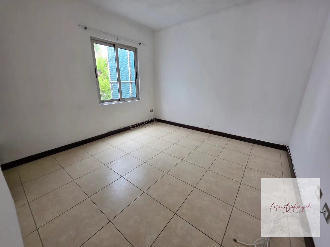 Casa en Venta en Carretera a el Salvador. — Casa en Venta en San Antonio, Carretera a El Salvador, Guatemala, Ciudad — foto 8 de 10