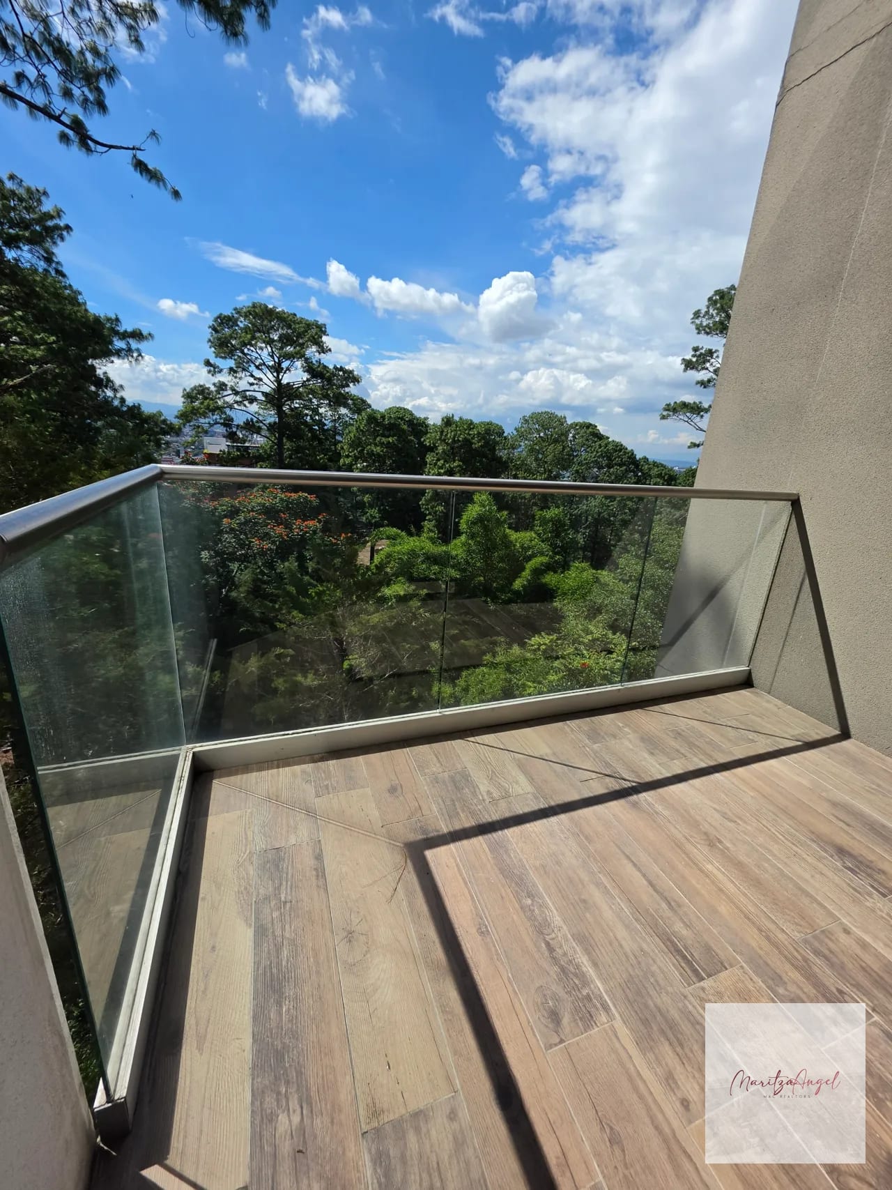 Apartamento en Renta en Zona 16, Edificio Enalto — Apartamento en Alquiler en Kanajuyú, Zona 16, Guatemala, Ciudad — foto 2 de 11