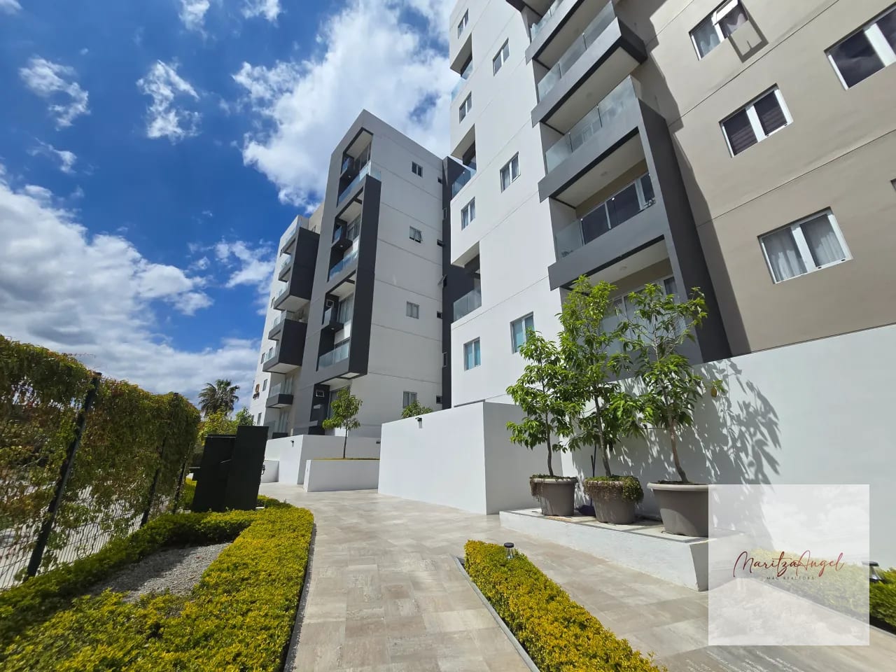 Apartamento en Venta en Condado el Naranjo Ñ, Edificio Nuvo — Apartamento en Venta en Condado Naranjo, Zona 4 Mixco, Guatemala, Ciudad — foto 11 de 14