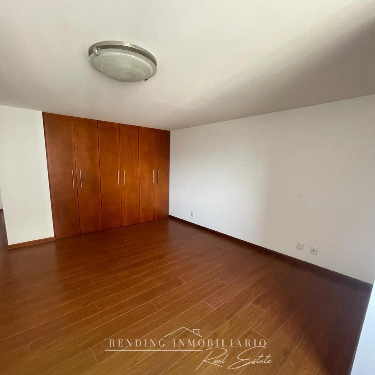 Apartamento en renta zona 15 Edificio Botticelli de 3 habitaciones — Apartamento en Alquiler en Boticelli, Zona 15, Guatemala, Ciudad — foto 9 de 10