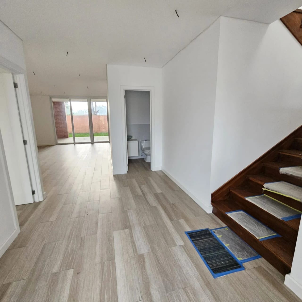 Casa en venta Carre a El Salvador cond Buena Fuente de 4 habitaciones — Casa en Venta en Santa Catarina Pinula, Guatemala, Ciudad — foto 7 de 17
