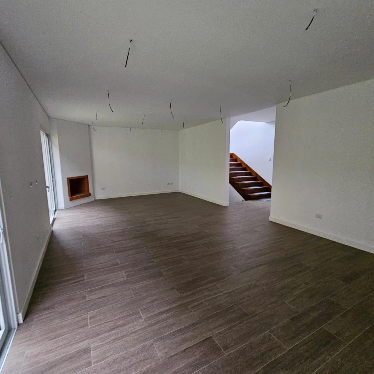 Casa en venta Buena Fuente CES 3 habitaciones + 6 parqueos — Casa en Venta en Santa Catarina Pinula, Guatemala, Ciudad — foto 5 de 17