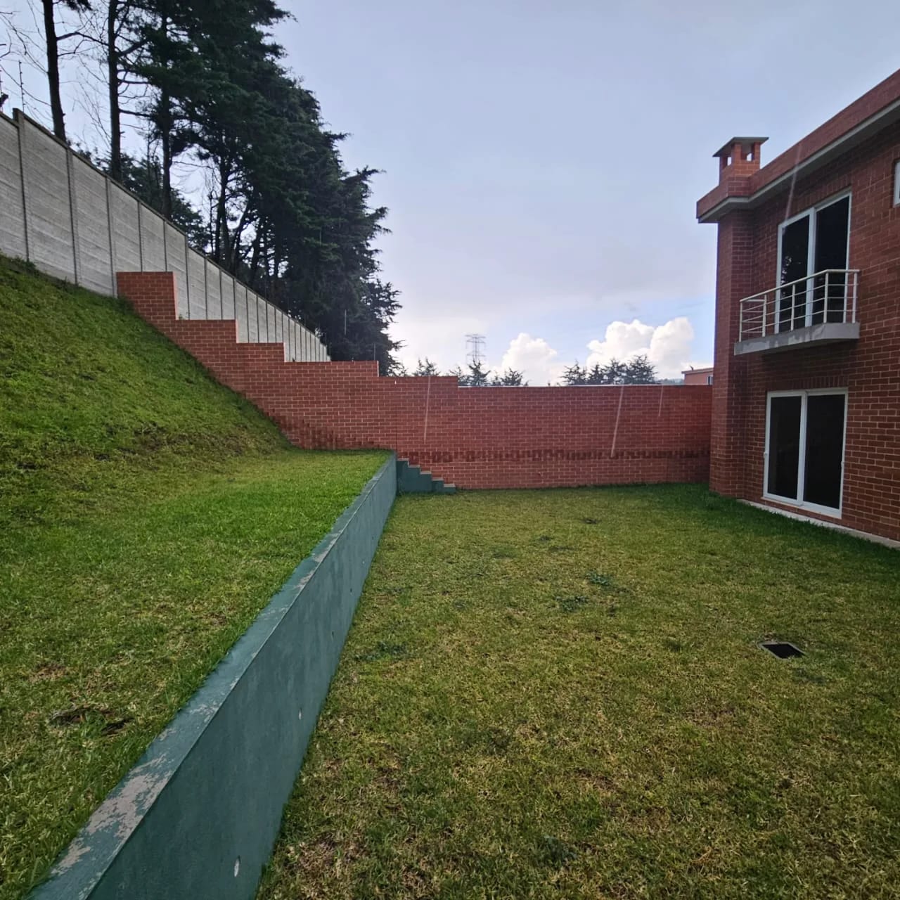 Casa en venta Buena Fuente CES 3 habitaciones + 6 parqueos — Casa en Venta en Santa Catarina Pinula, Guatemala, Ciudad — foto 7 de 17