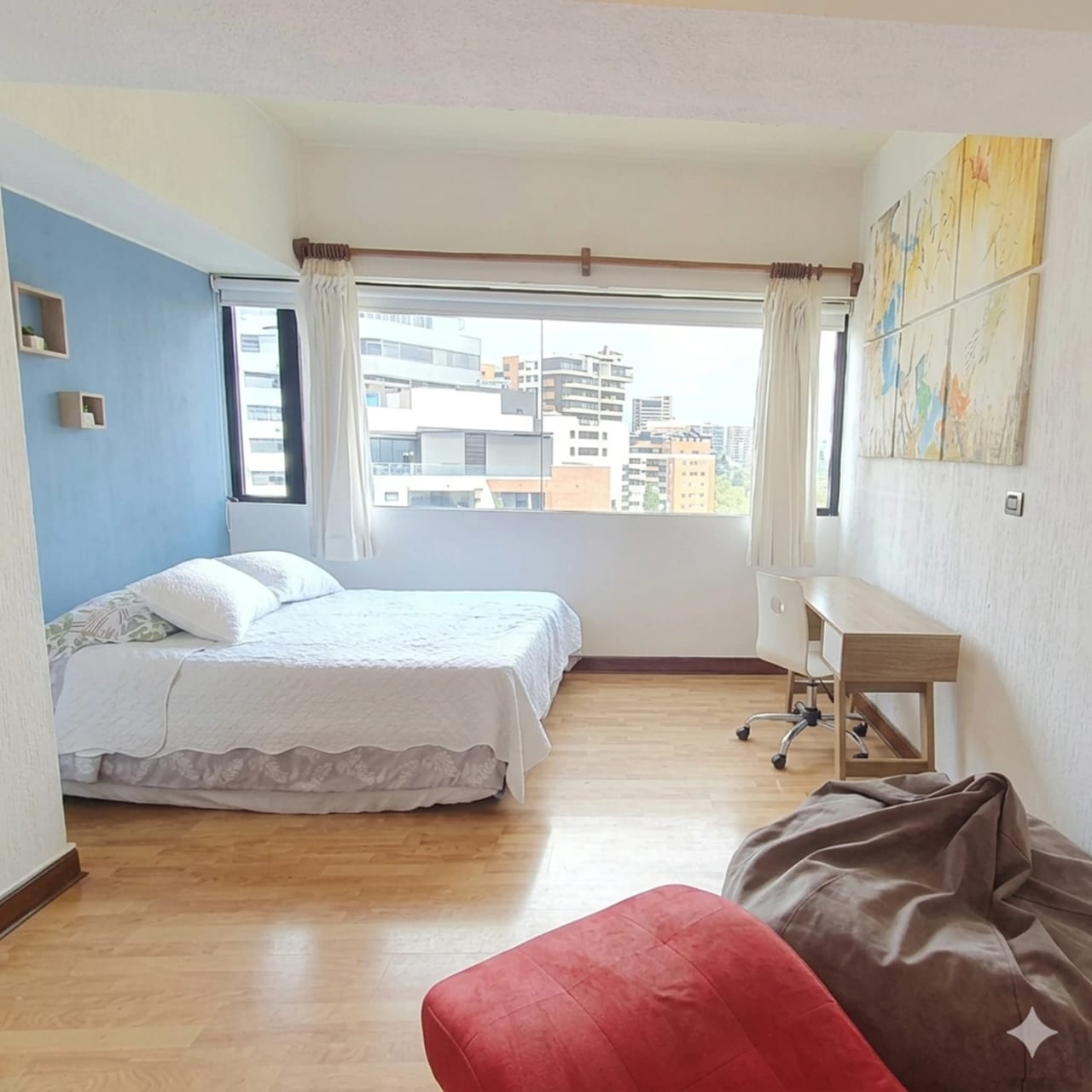 Apartamento amueblado en renta zona 14 edificio Premiere Club de 3 hab — Apartamento en Alquiler en Premiere Club, Zona 14, Guatemala, Ciudad — foto 8 de 14