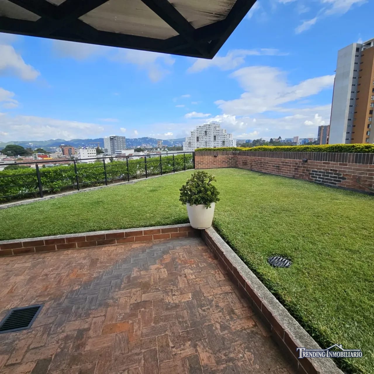 Oficina en venta zona 4 edificio Cuatro 36 de 145m² + 6 parqueos — Oficina en Venta en Cuatro 36, Zona 4, Guatemala, Ciudad — foto 11 de 11