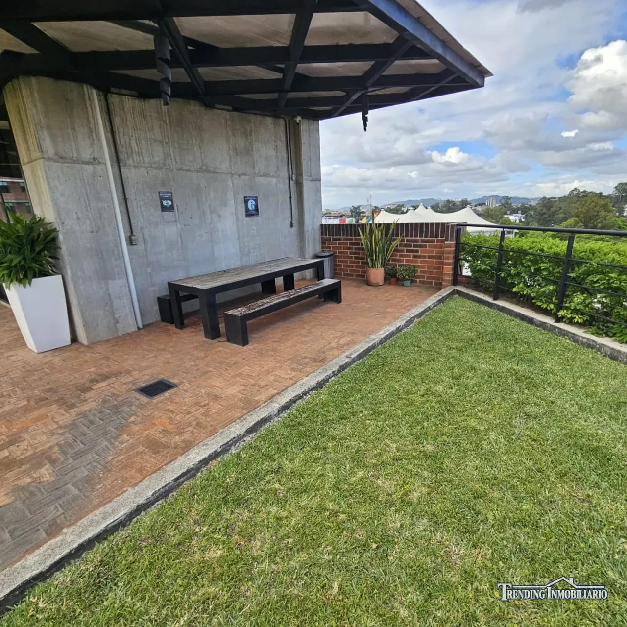 Oficina en venta z4 edificio Cuatro 36 de104 m² + 4 parqueos (Rentada) — Oficina en Venta en Cuatro 36, Zona 4, Guatemala, Ciudad — foto 7 de 7