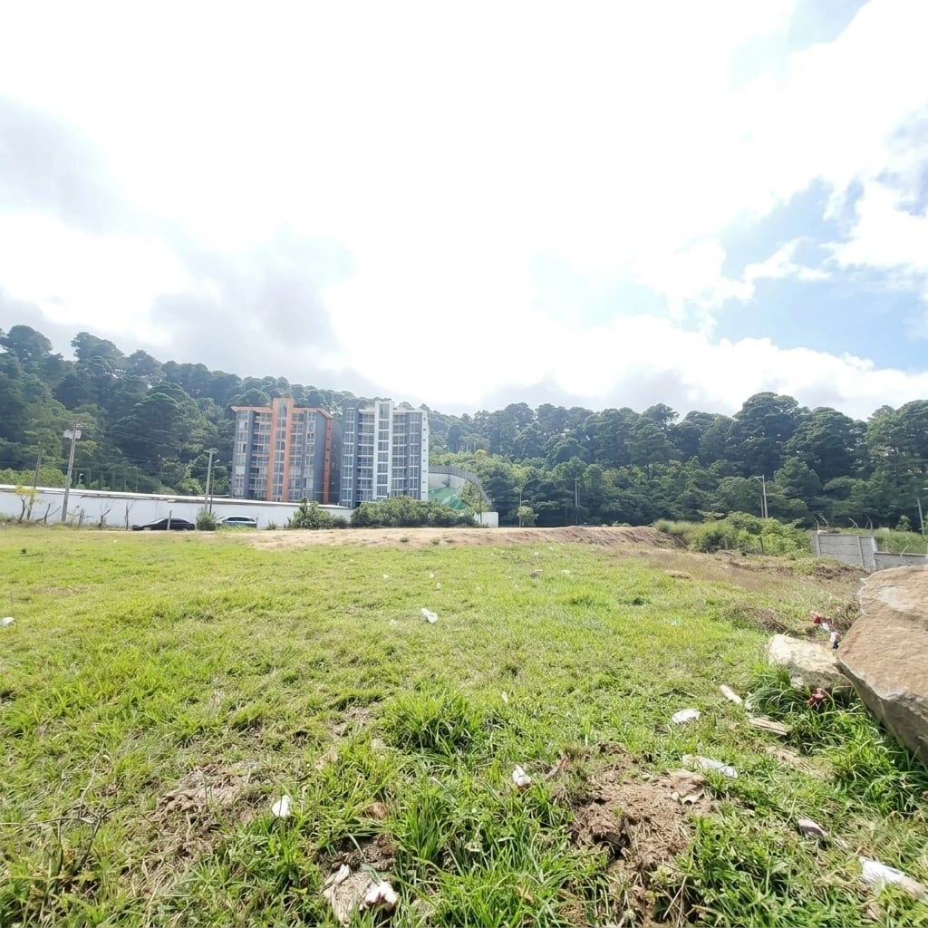 Terreno en renta zona 16 Vista Hermosa 4 con 13,400 v² por Cond Vistas — Terreno en Alquiler en Vistas de San Isidro, Zona 16, Guatemala, Ciudad — foto 3 de 13