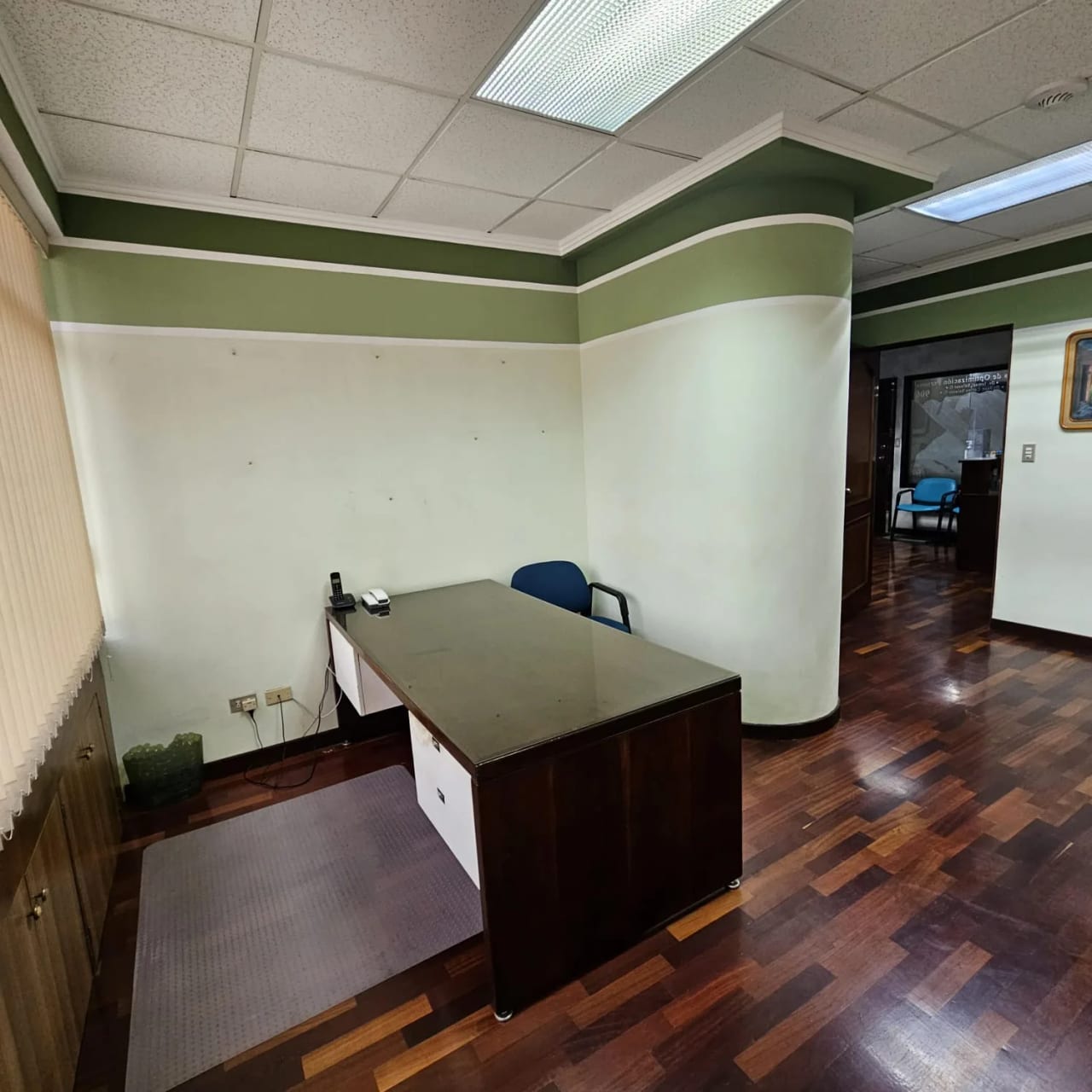 Oficina amueblada en renta zona 15 clinica Multimédica de 1 ambiente — Clínica en Alquiler en Multimedica, Zona 15, Guatemala, Ciudad — foto 3 de 7