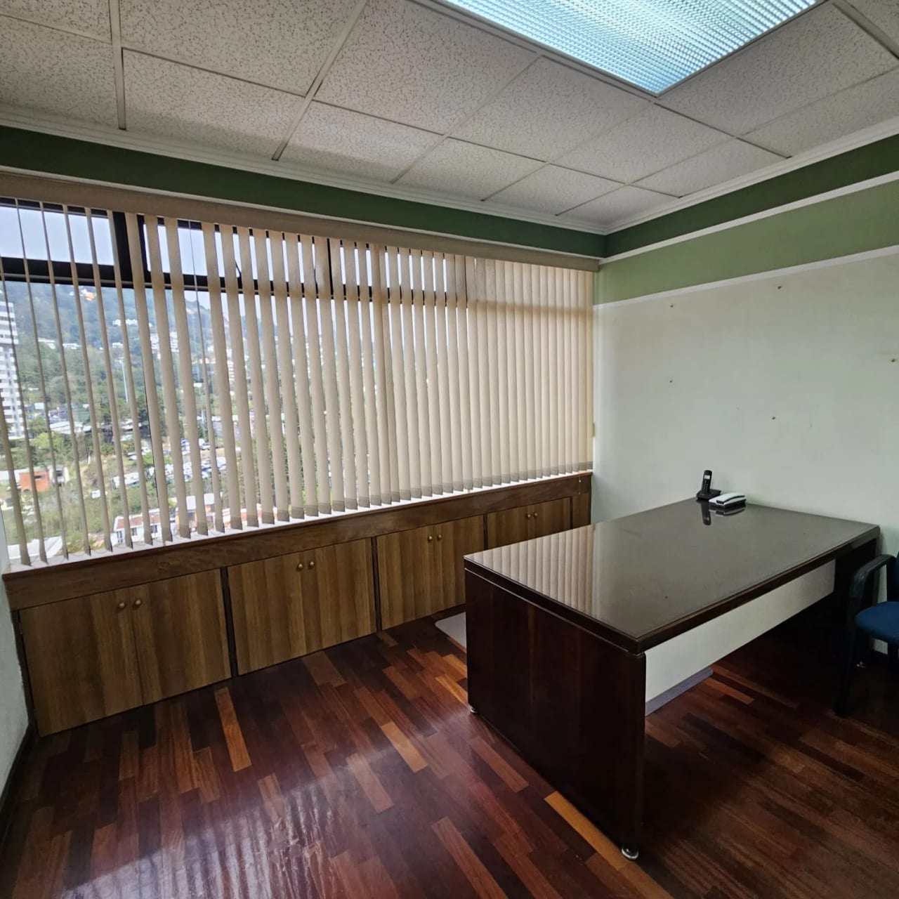 Oficina amueblada en renta zona 15 clinica Multimédica de 1 ambiente — Clínica en Alquiler en Multimedica, Zona 15, Guatemala, Ciudad — foto 2 de 7
