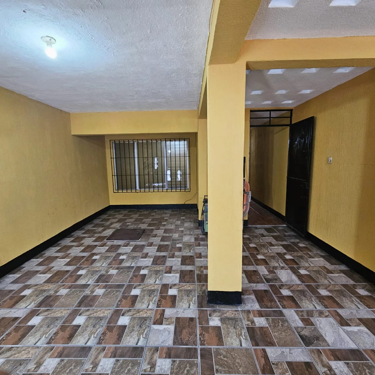 Casa remodelada en venta zona 7 Quinta Samayoa de 5 habitaciones — Casa en Venta en Quinta Samayoa, Zona 7, Guatemala, Ciudad — foto 4 de 11