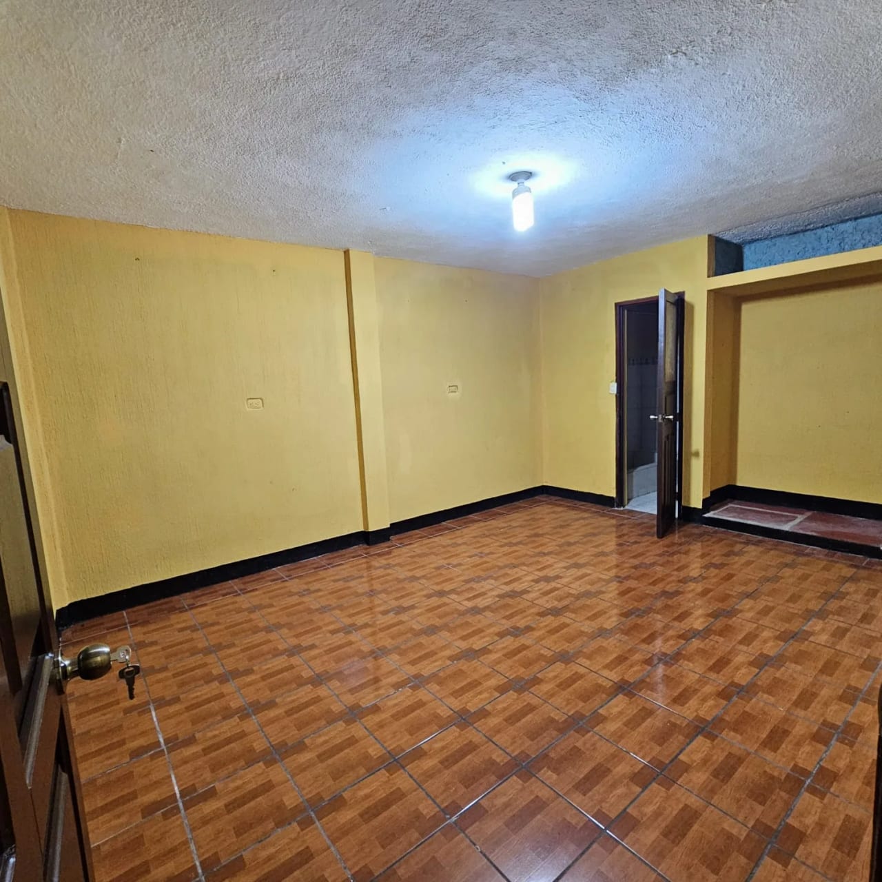 Casa remodelada en venta zona 7 Quinta Samayoa de 5 habitaciones — Casa en Venta en Quinta Samayoa, Zona 7, Guatemala, Ciudad — foto 6 de 11