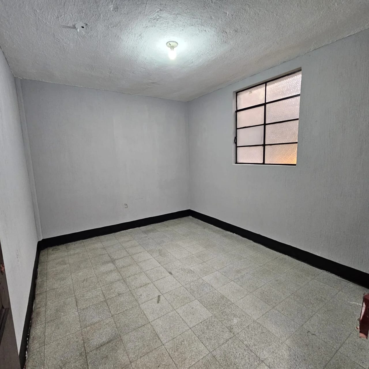 Casa remodelada en venta zona 7 Quinta Samayoa de 5 habitaciones — Casa en Venta en Quinta Samayoa, Zona 7, Guatemala, Ciudad — foto 10 de 11