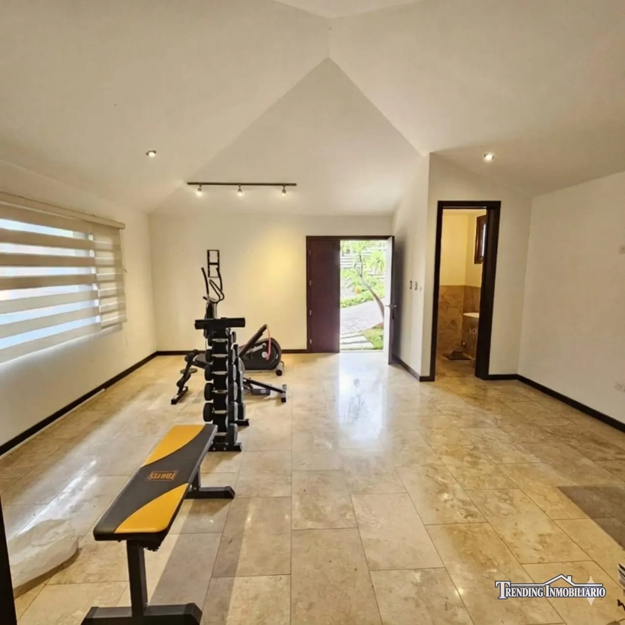 Casa en venta Acacias de Cayalá 4 habitaciones + 6 parqueos — Casa en Venta en Acacias de Cayalá, Zona 16, Guatemala, Ciudad — foto 17 de 17