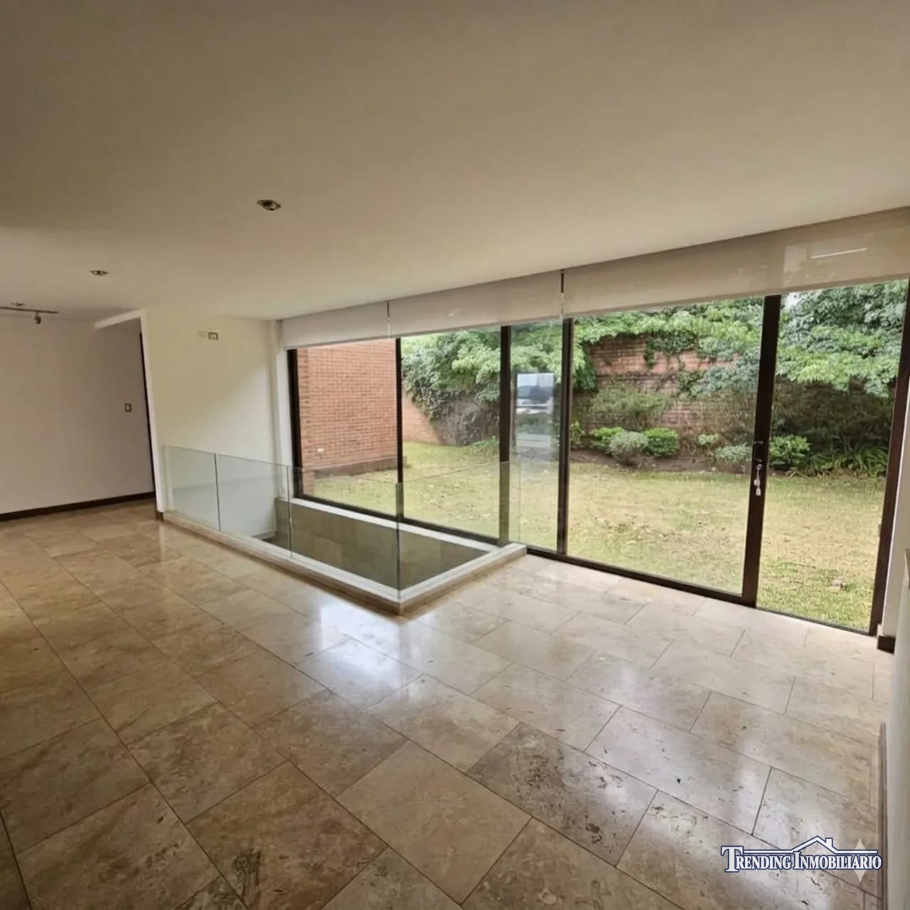 Casa en venta Acacias de Cayalá 4 habitaciones + 6 parqueos — Casa en Venta en Acacias de Cayalá, Zona 16, Guatemala, Ciudad — foto 11 de 17