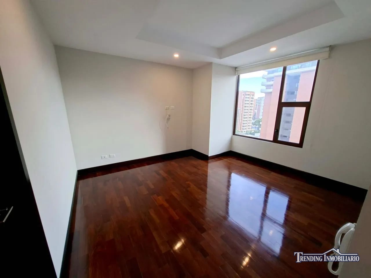 Apartamento de lujo en alquiler Zona 14, Santa Inés de 2 habitaciones — Apartamento en Alquiler en Santa Inés, Zona 14, Guatemala, Ciudad — foto 8 de 9