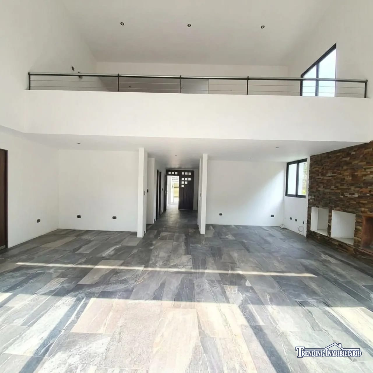 Casa Disponible para Renta en Condominio las Cumbres, Zona 16 — Casa en Alquiler en Las Cumbres, Zona 16, Guatemala, Ciudad — foto 2 de 12