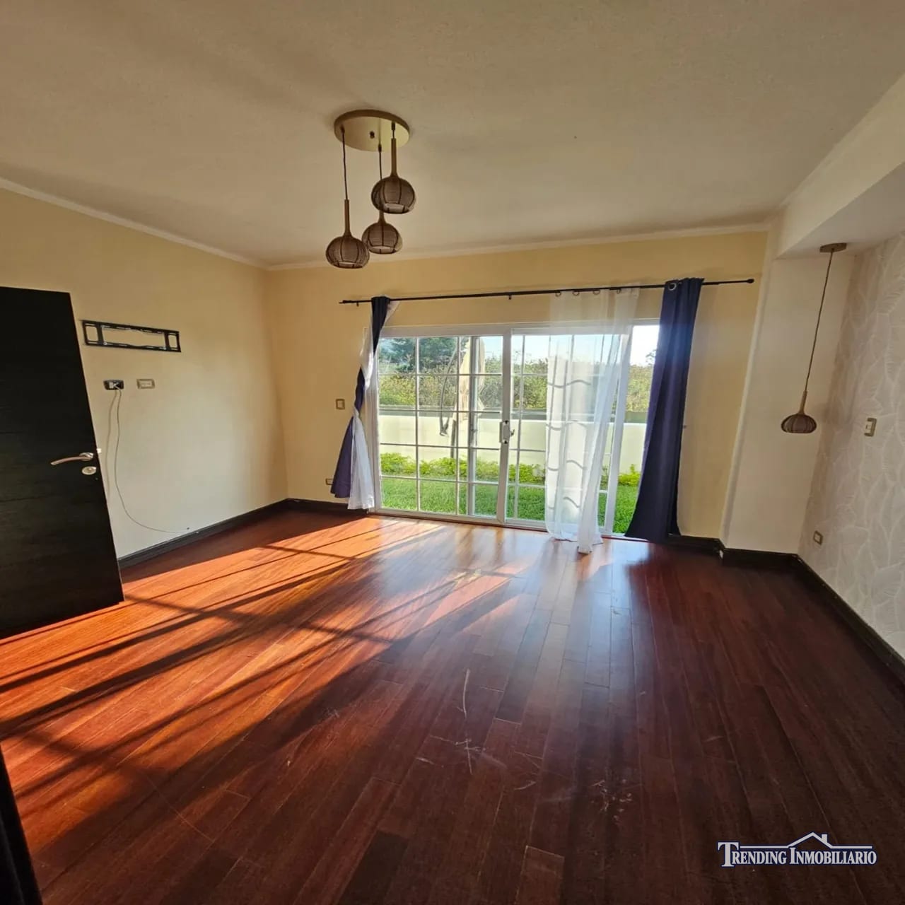 Apartamento en renta Zona 16, La Vista de 2 habitaciones + 2 parqueo — Apartamento en Alquiler en La Vista, Zona 16, Guatemala, Ciudad — foto 4 de 9