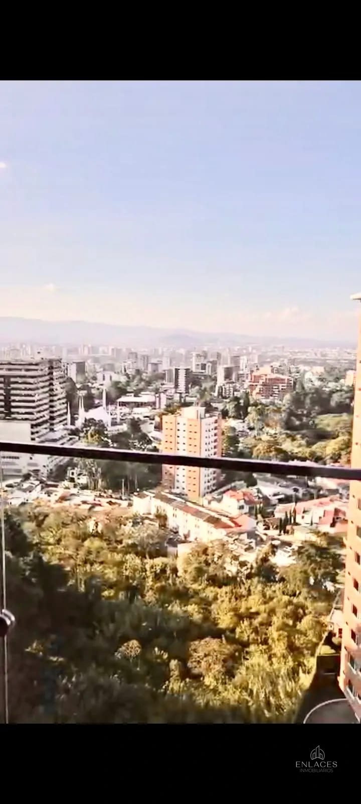 Zona 15 • Apartamento en Renta • Edificio Albero — Apartamento en Alquiler en Albero San Lazaro, Zona 15, Guatemala, Ciudad — foto 8 de 12