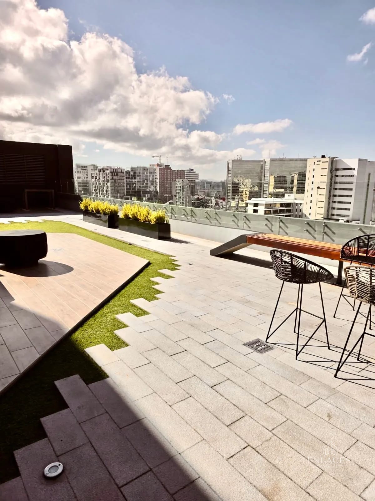 Zona 4 • Apartamento Amueblado en Venta • Edificio Séptimo — Apartamento en Venta en Séptimo, Zona 4, Guatemala, Ciudad — foto 10 de 14