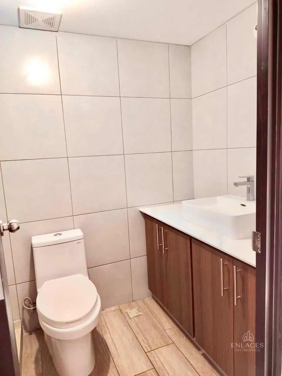 Zona 1 de Mixco • Apartamento en Venta • Edificio Sakai — Apartamento en Venta en Sakai, Zona 1 Mixco, Guatemala, Ciudad — foto 9 de 15