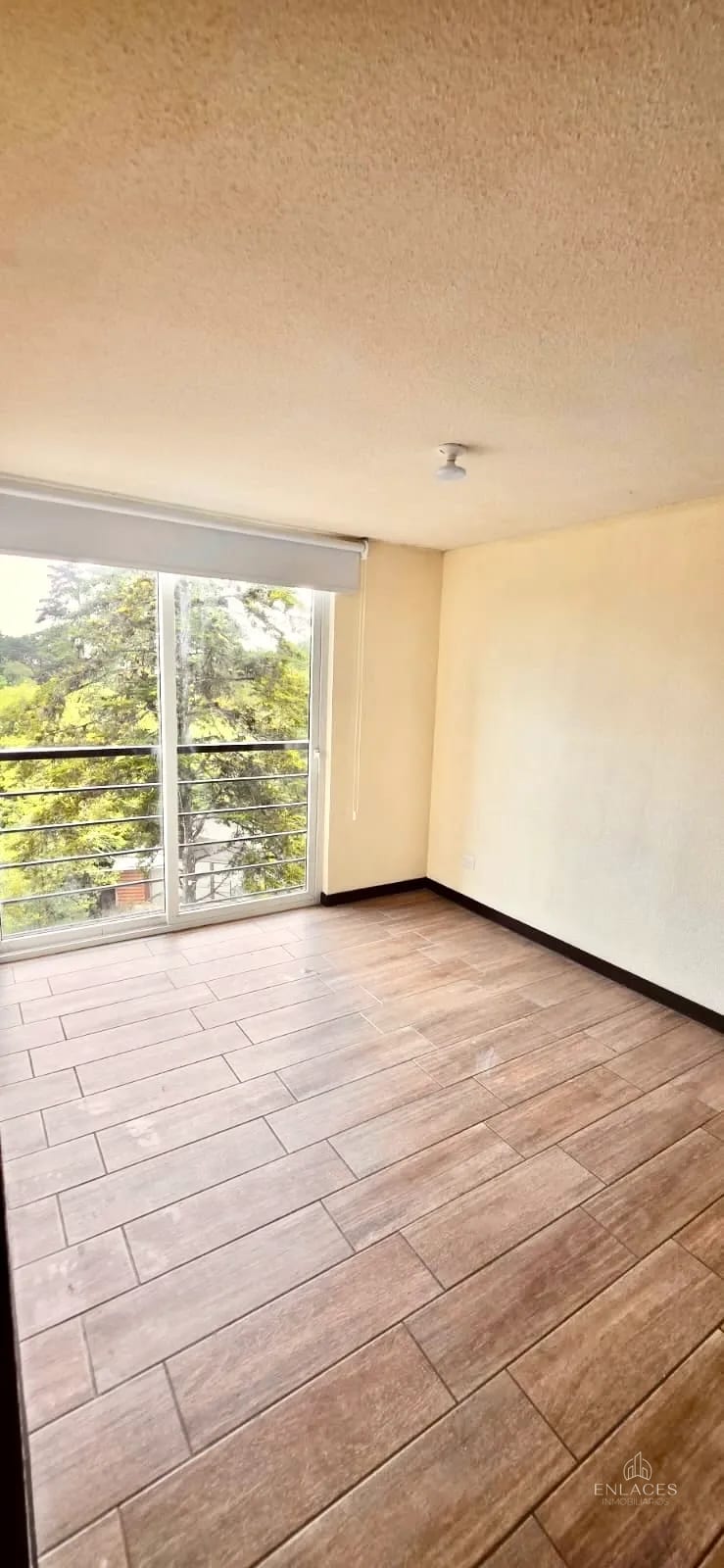 Km 16.5 CAES • Apartamento Semiamueblado en Renta • Edificio Monet — Apartamento en Alquiler en km 16-20, Carretera a El Salvador, Guatemala, Ciudad — foto 4 de 15