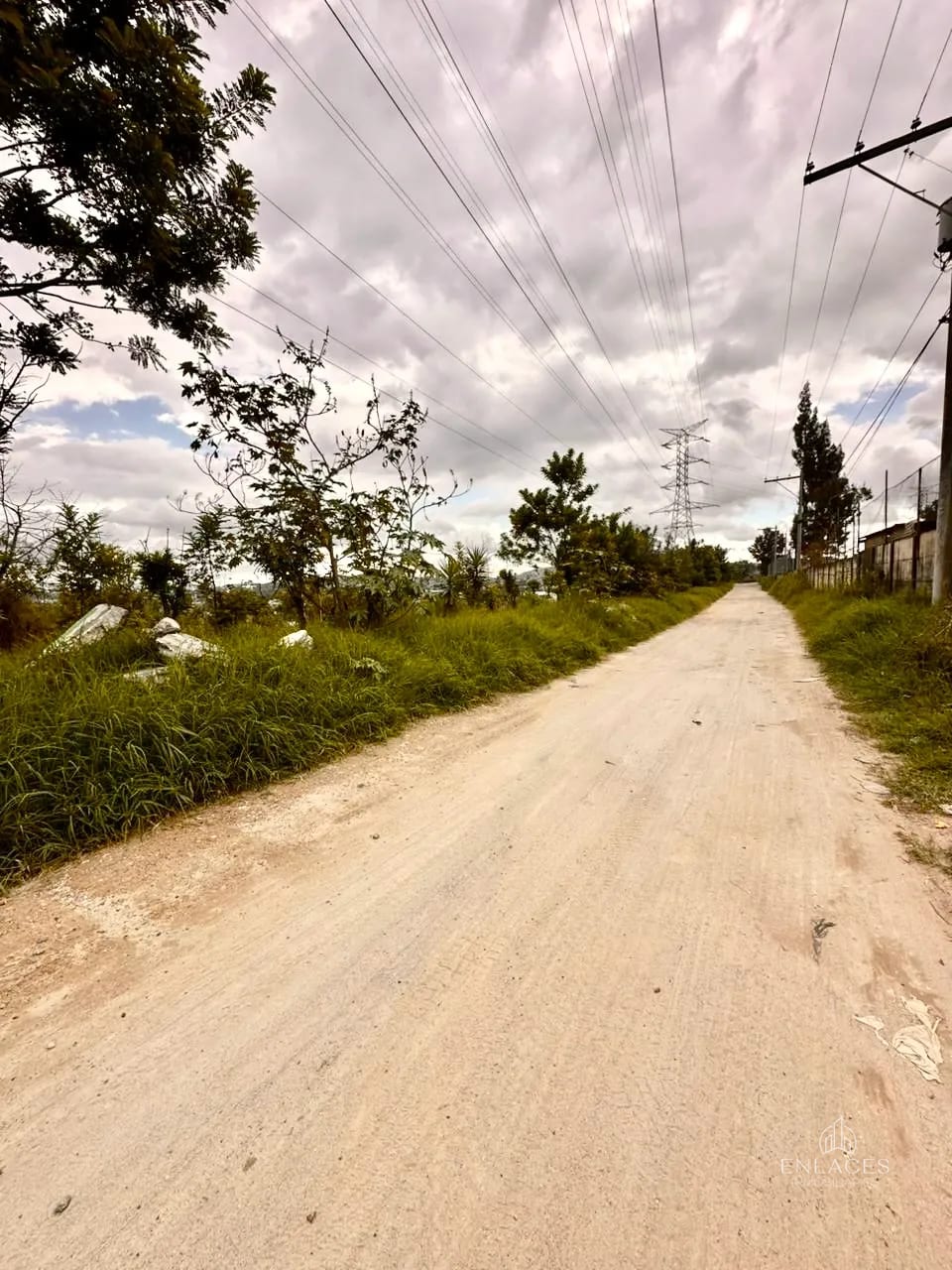 Km 8.5 Ruta al Atlántico • Predio en Renta — Terreno en Alquiler en Zona 18, Guatemala, Ciudad — foto 9 de 17