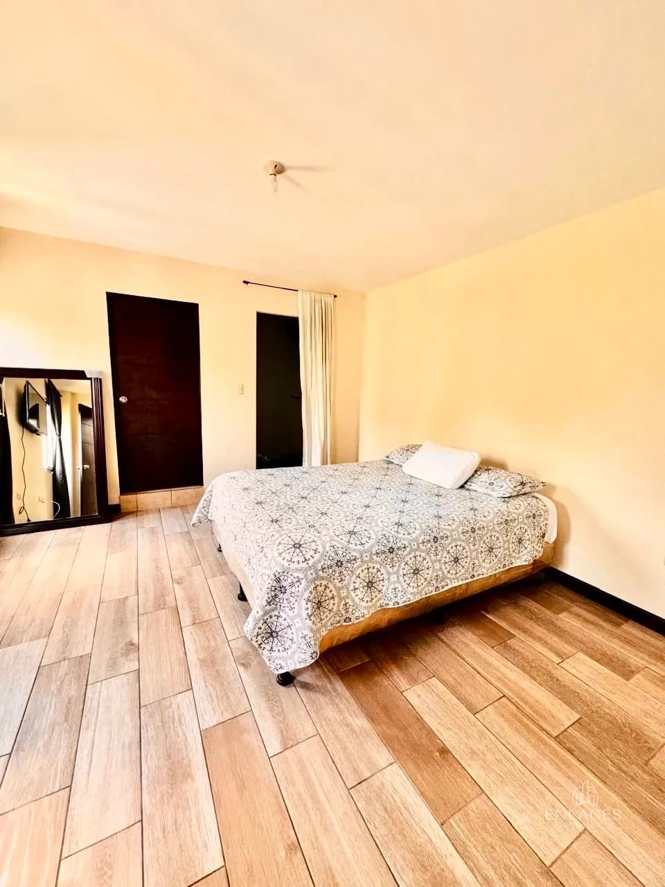 Km 18.5 CAES • Casa en Renta • Condominio Bosques de Arrazola — Casa en Alquiler en Bosques de Arrazola, Carretera a El Salvador, Guatemala, Ciudad — foto 12 de 16