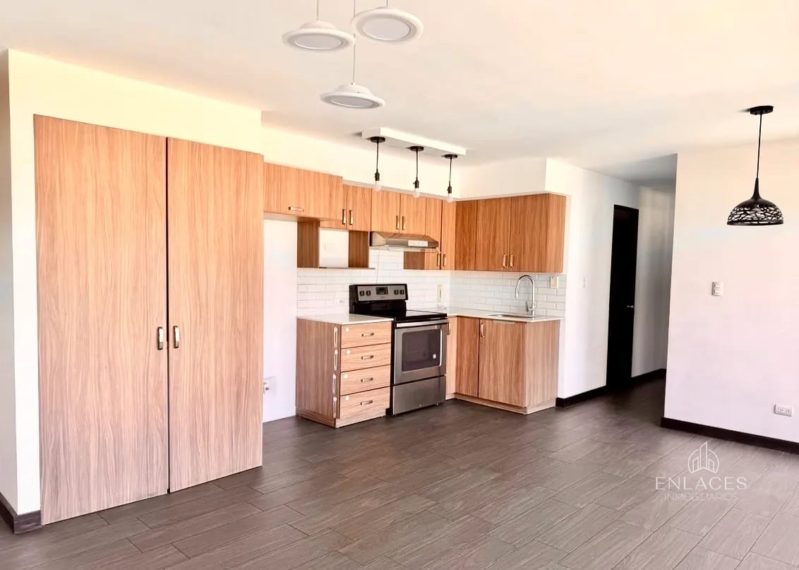 Condado Naranjo • Apartamento en Venta • Edificio Treo — Apartamento en Venta en Condado Naranjo, Zona 4 Mixco, Guatemala, Ciudad — foto 1 de 11
