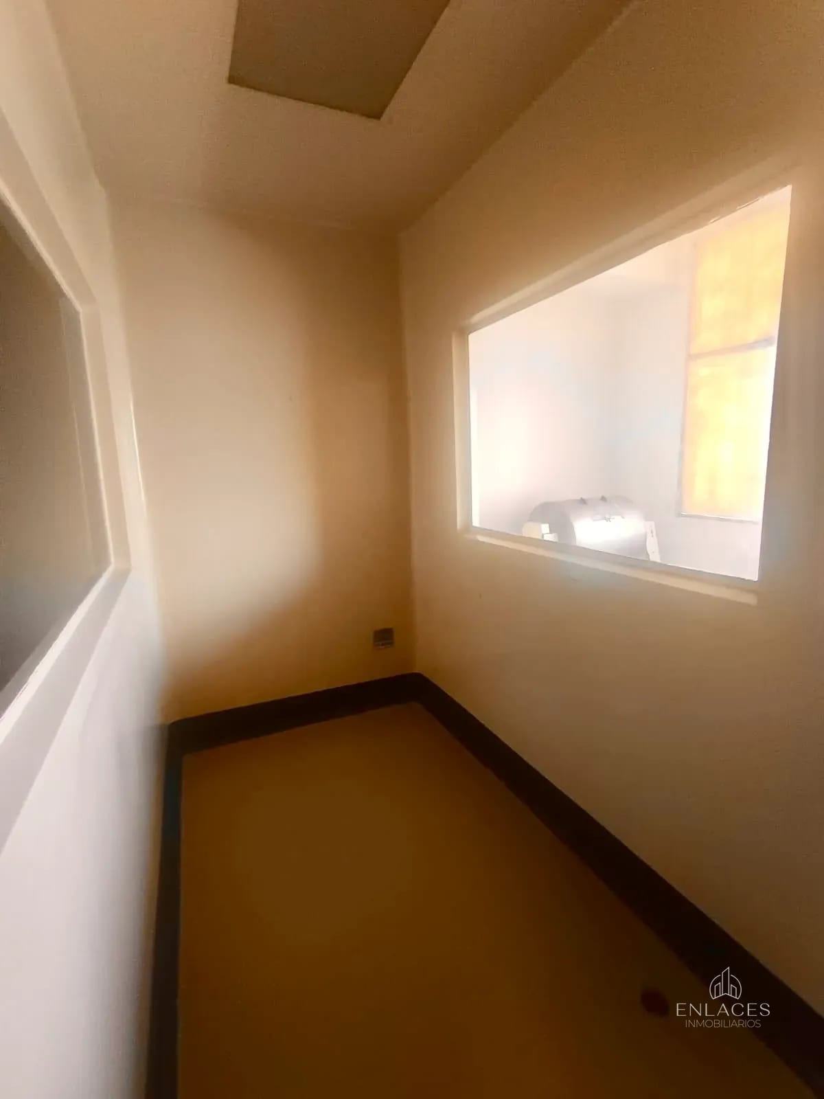 Zona 5 • Casa para Uso Comercial en Renta • Fuera de garita — Casa en Alquiler en Zona 5, Guatemala, Ciudad — foto 7 de 16
