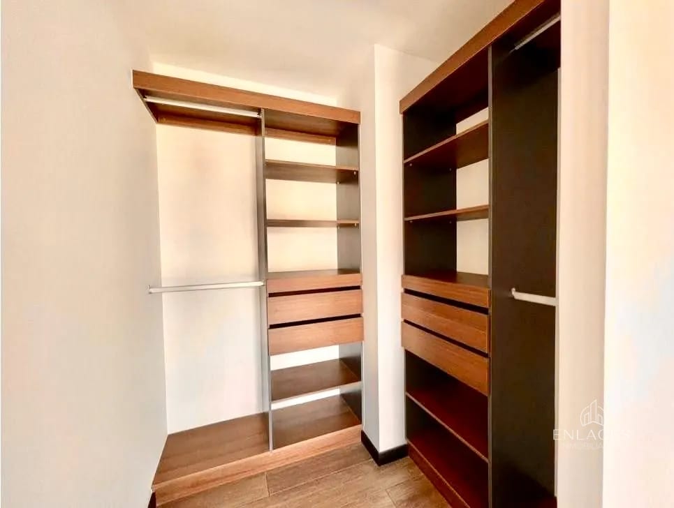 Zona 10 • Apartamento en Venta • Edificio IQ 10 — Apartamento en Venta en IQ10, Zona 10, Guatemala, Ciudad — foto 5 de 7