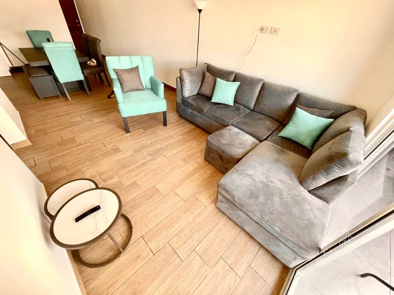 Zona 11 • Apartamento en Venta • Edificio Santa María de Las Charcas — Apartamento en Venta en Santa María de Las Charcas, Zona 11, Guatemala, Ciudad — foto 3 de 13