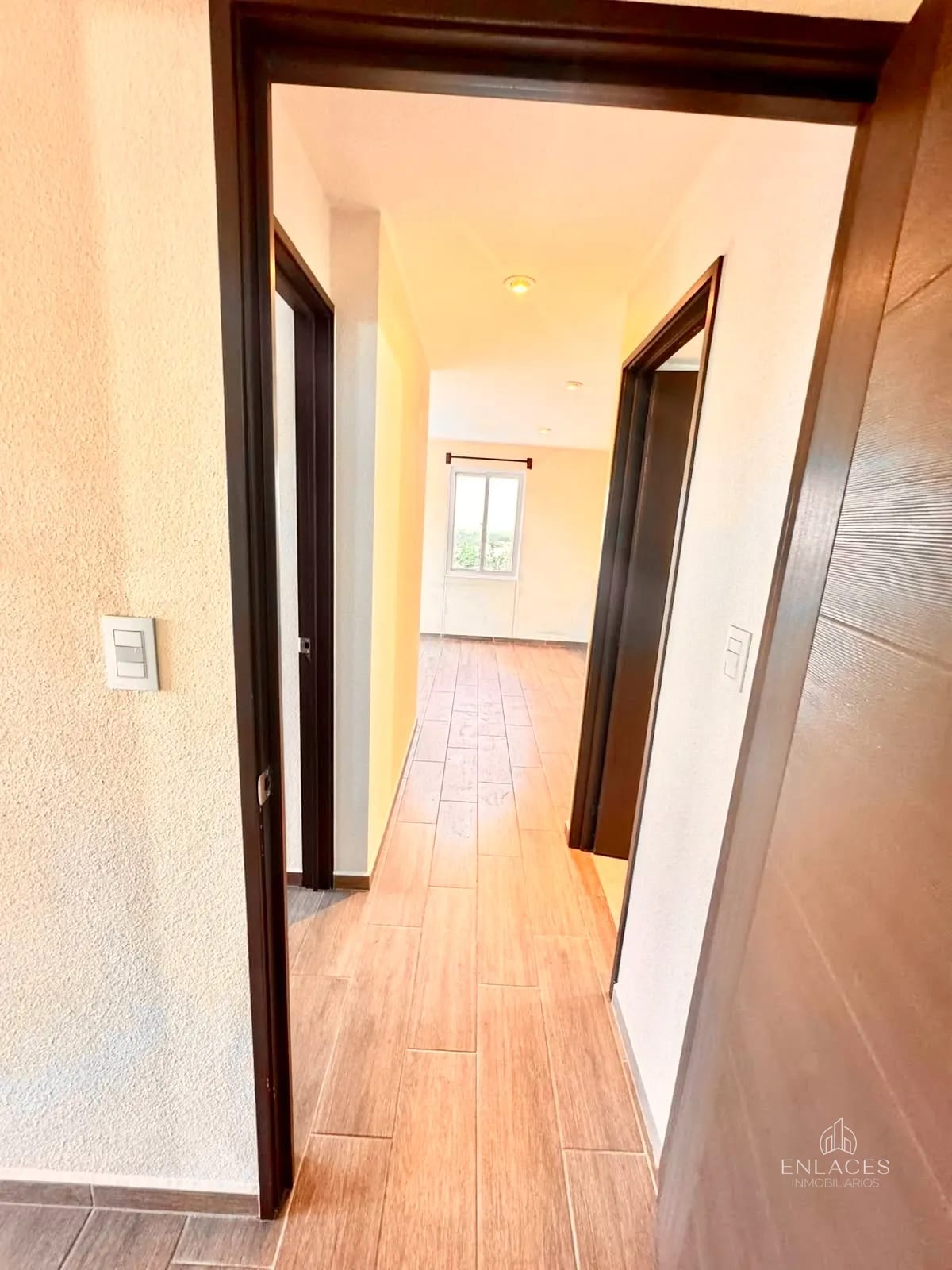 Zona 7 • Apartamento en Renta • Edificio Parque Mateo — Apartamento en Alquiler en Parque Mateo, Zona 7, Guatemala, Ciudad — foto 14 de 16