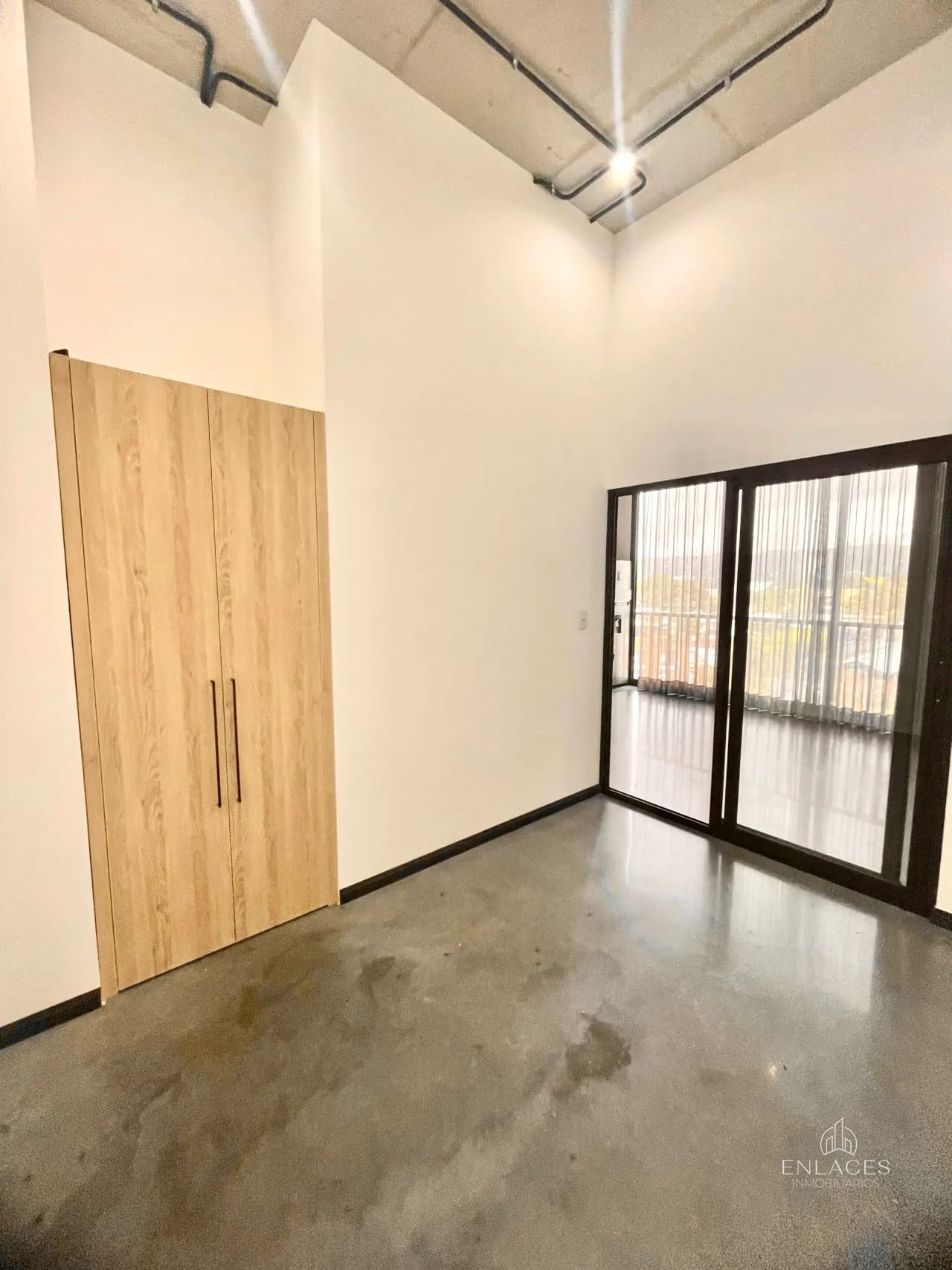 Zona 4 • Apartamento en Renta/Venta • Edificio Atom Cuatro — Apartamento en Alquiler en Atom Cuatro, Zona 4, Guatemala, Ciudad — foto 12 de 14