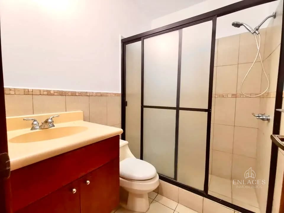 Zona 10 • Apartamento en Renta • Torre Oakland 1 — Apartamento en Alquiler en Zona 10, Guatemala, Ciudad — foto 6 de 17