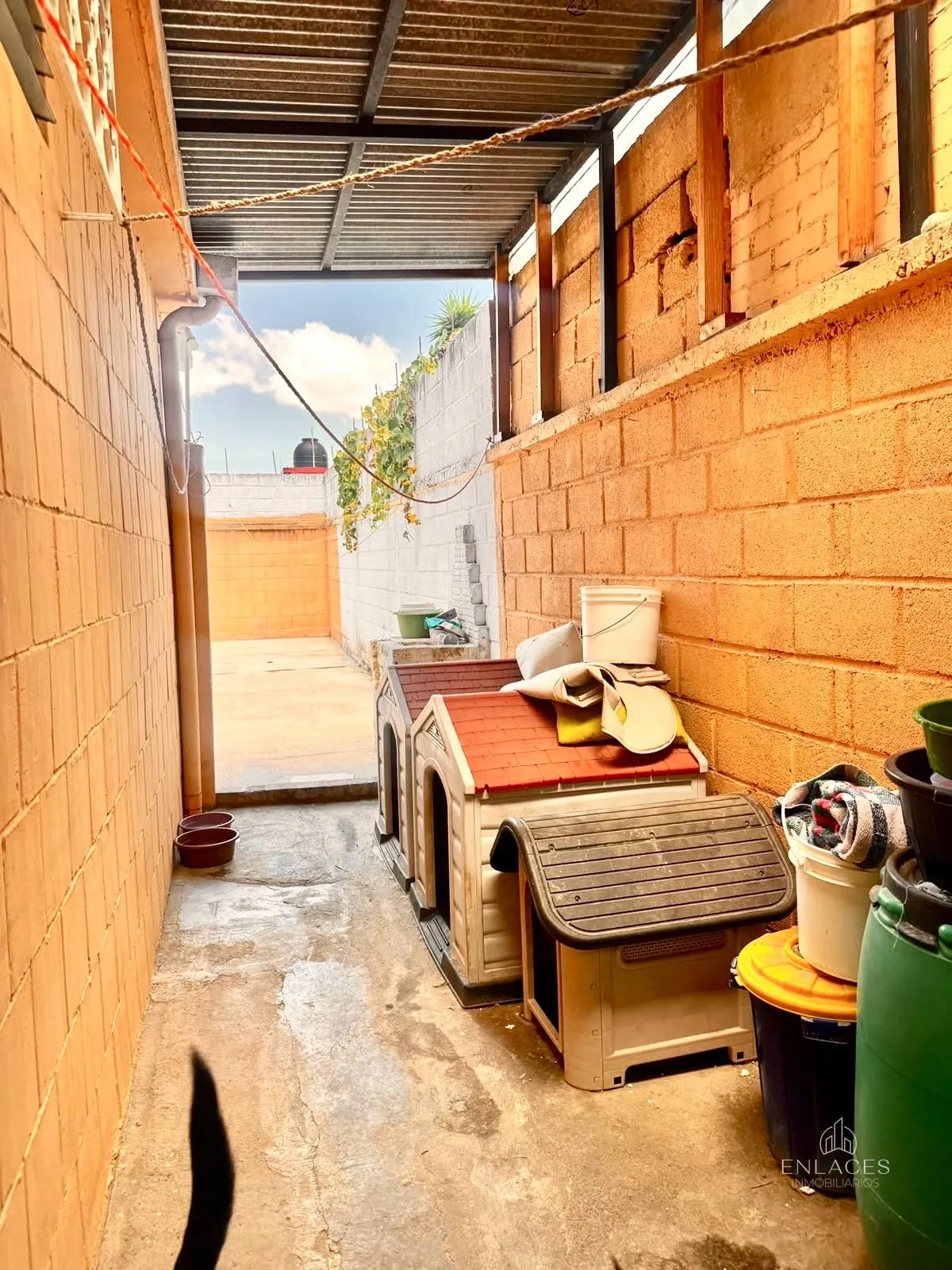 Zona 1 de Mixco • Casa en Venta • Lomas de Portugal — Casa en Venta en Zona 1 Mixco, Guatemala, Ciudad — foto 8 de 17