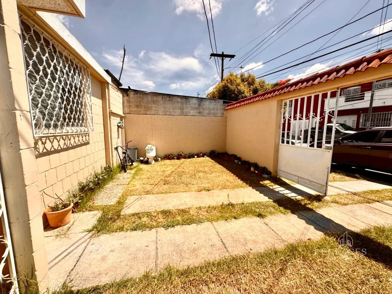 Zona 1 de Mixco • Casa en Venta • Lomas de Portugal — Casa en Venta en Zona 1 Mixco, Guatemala, Ciudad — foto 3 de 17