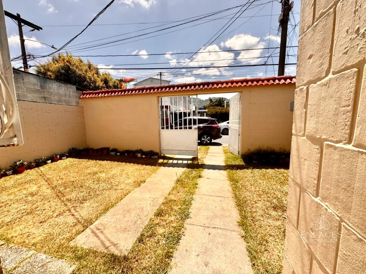 Zona 1 de Mixco • Casa en Venta • Lomas de Portugal — Casa en Venta en Zona 1 Mixco, Guatemala, Ciudad — foto 4 de 17