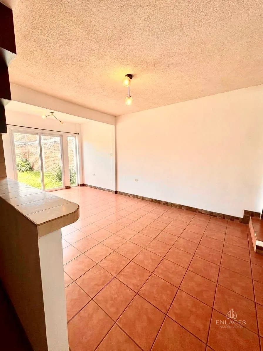 Zona 8 de Mixco • Casa en Venta • Balcones de San Cristóbal — Casa en Venta en Zona 8 Mixco, Guatemala, Ciudad — foto 3 de 9