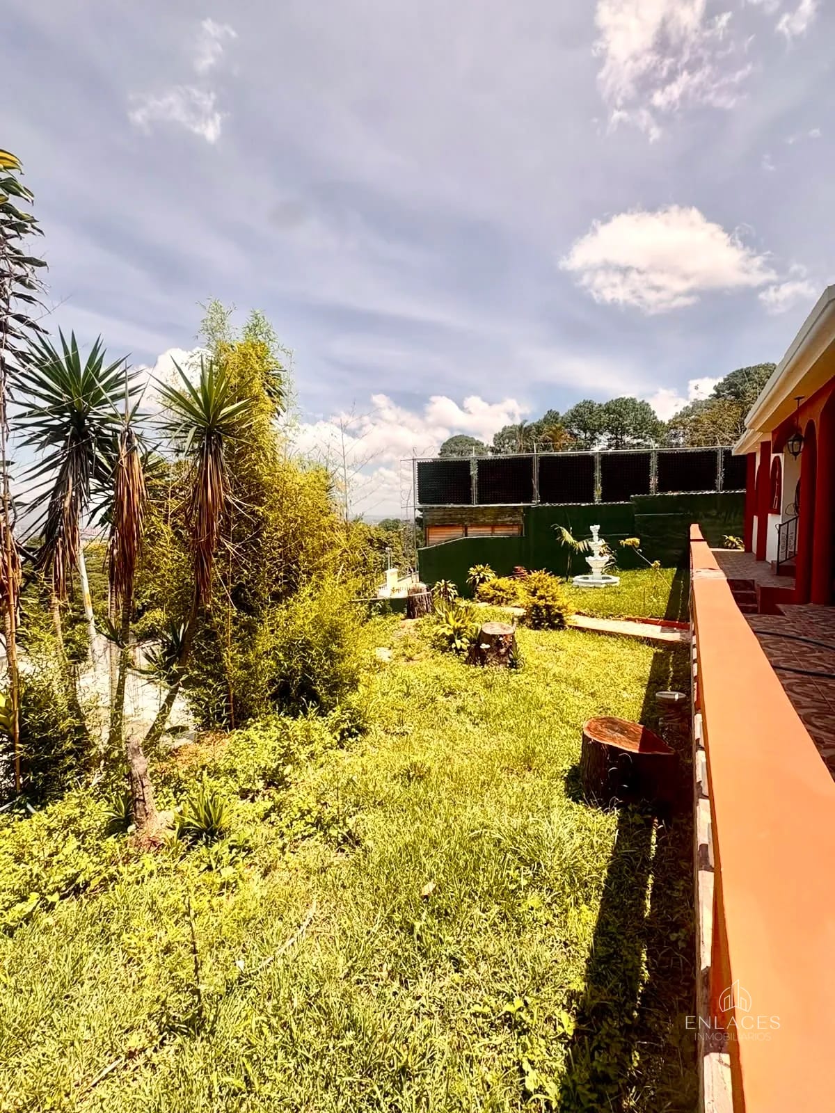 Zona 16 • Casa en Renta/Venta • Fuera de garita en Kanajuyú — Casa en Alquiler en Kanajuyú, Zona 16, Guatemala, Ciudad — foto 13 de 14