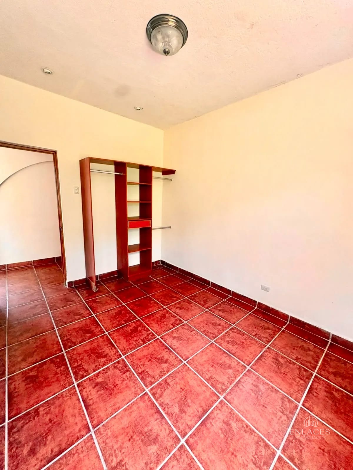 Zona 16 • Casa en Renta/Venta • Fuera de garita en Kanajuyú — Casa en Alquiler en Kanajuyú, Zona 16, Guatemala, Ciudad — foto 14 de 14