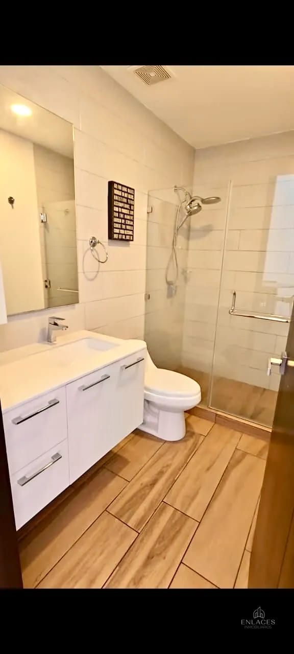 Zona 15 VH1 • Apartamento Amueblado en Venta • Edificio Cassia — Apartamento en Venta en Cassia, Zona 15, Guatemala, Ciudad — foto 5 de 11