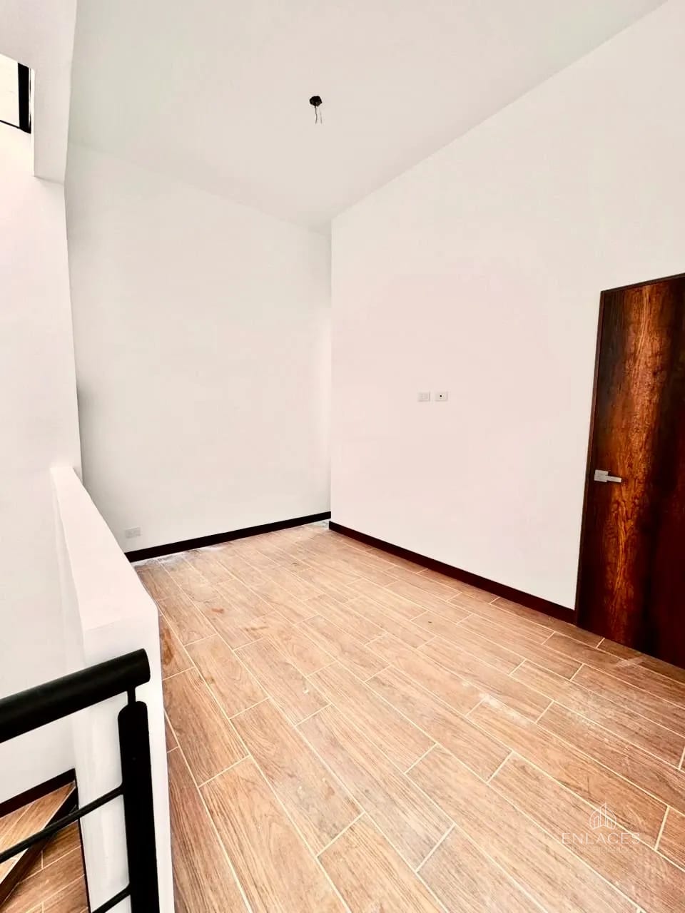 Km 16.5 CAES • Casa en Venta • Condominio 7 Gotas de San Vicente — Casa en Venta en km 16-20, Carretera a El Salvador, Guatemala, Ciudad — foto 10 de 17