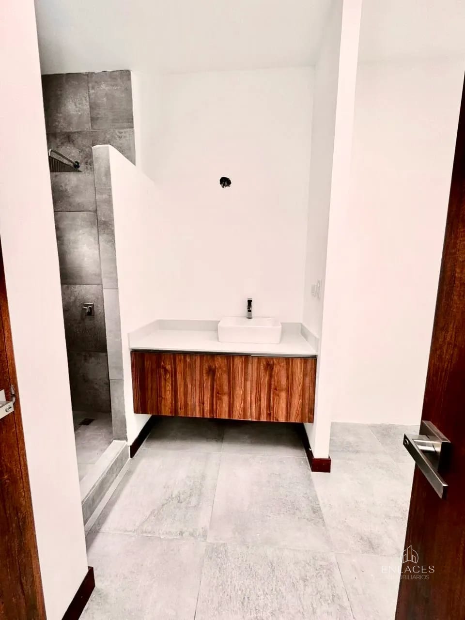 Km 16.5 CAES • Casa en Venta • Condominio 7 Gotas de San Vicente — Casa en Venta en km 16-20, Carretera a El Salvador, Guatemala, Ciudad — foto 12 de 17
