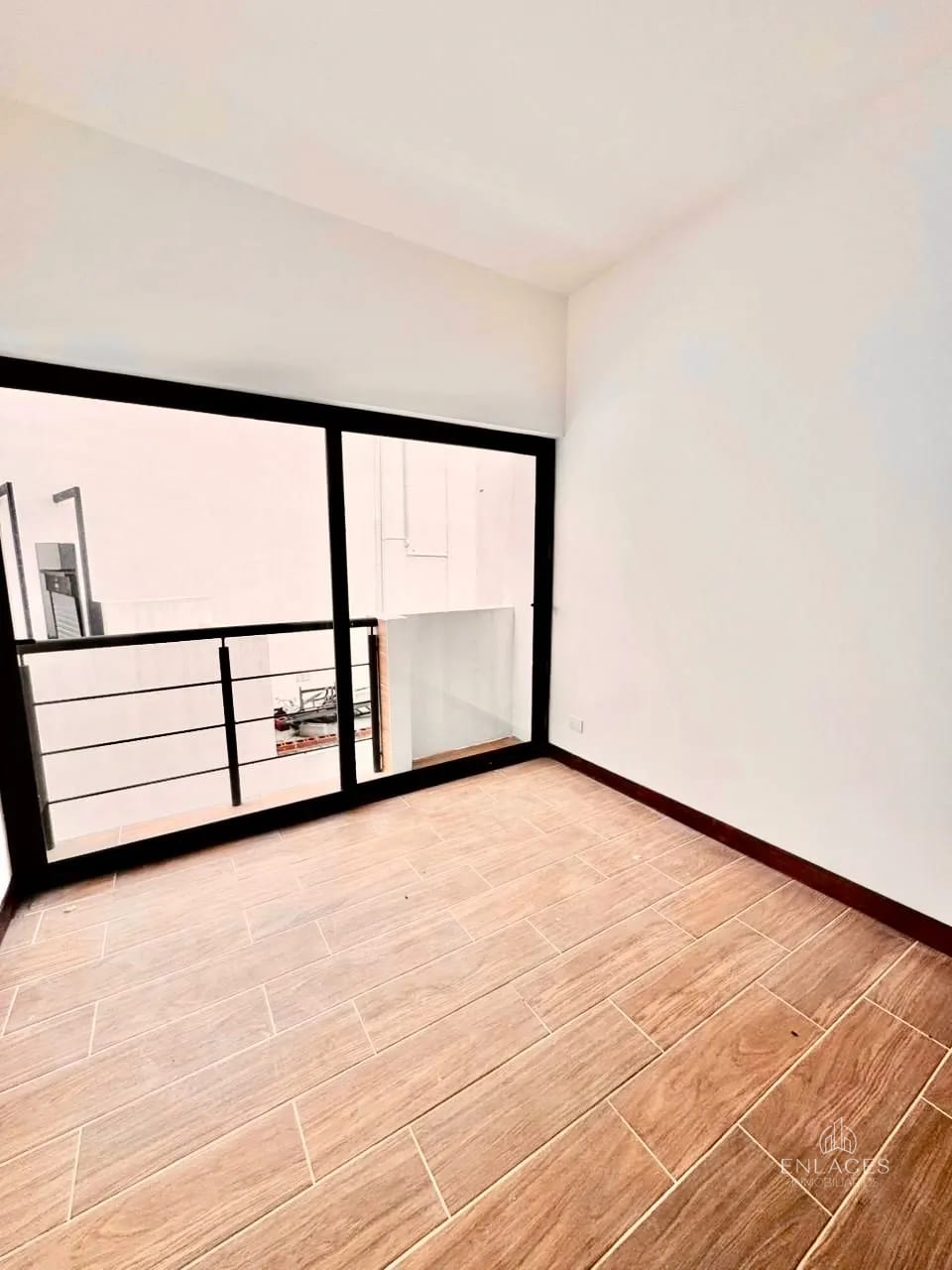 Km 16.5 CAES • Casa en Venta • Condominio 7 Gotas de San Vicente — Casa en Venta en km 16-20, Carretera a El Salvador, Guatemala, Ciudad — foto 13 de 17