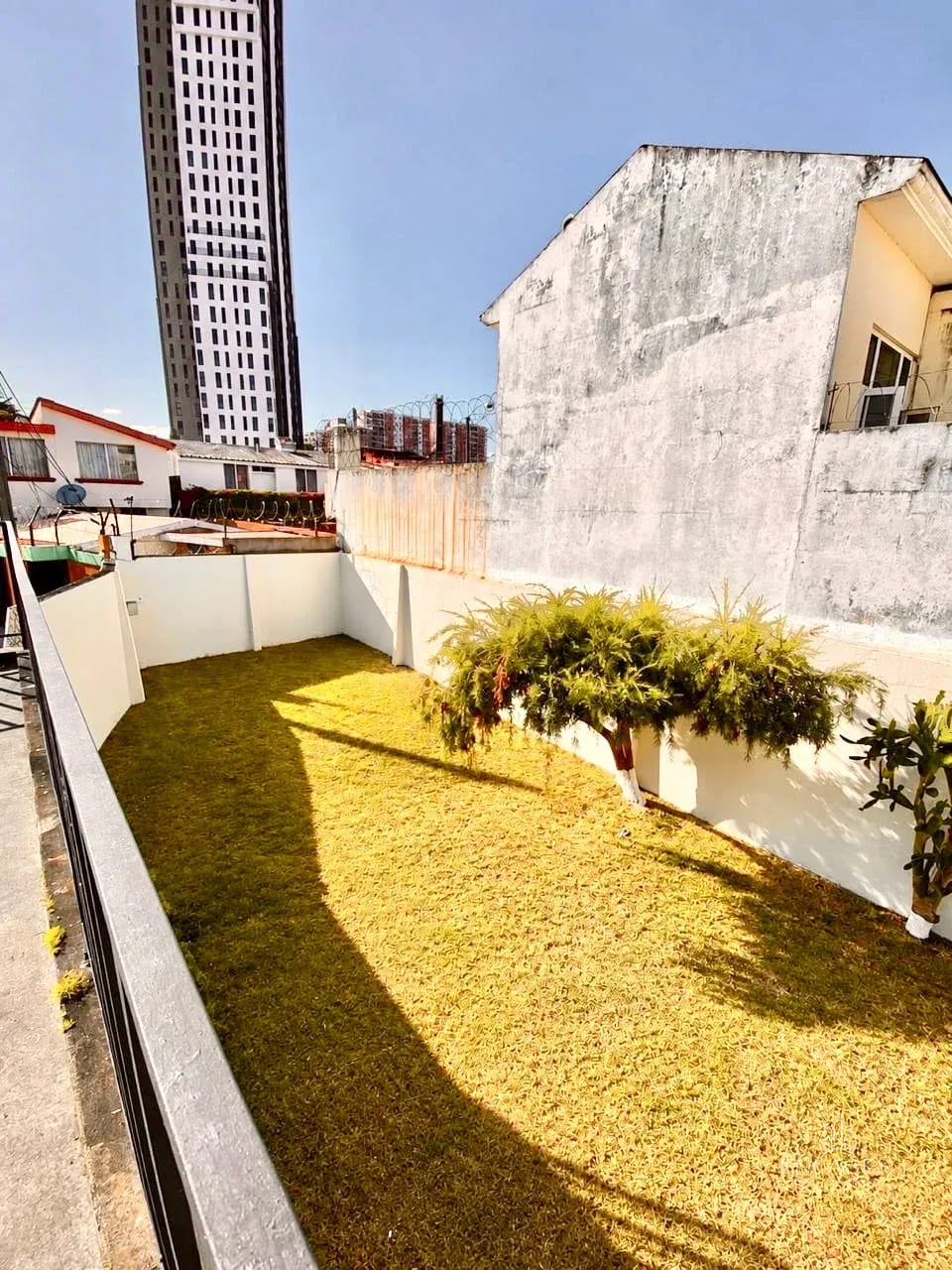 Zona 11 • Casa en Renta • Residenciales Sevilla — Casa en Alquiler en Zona 11, Guatemala, Ciudad — foto 5 de 13