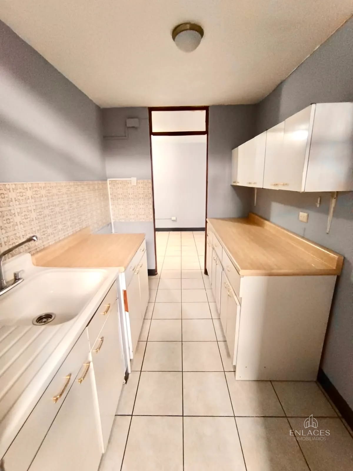 Zona 7 • Casa en Renta • Colonia Utatlán 1 — Casa en Alquiler en Utatlán I, Zona 7, Guatemala, Ciudad — foto 1 de 15